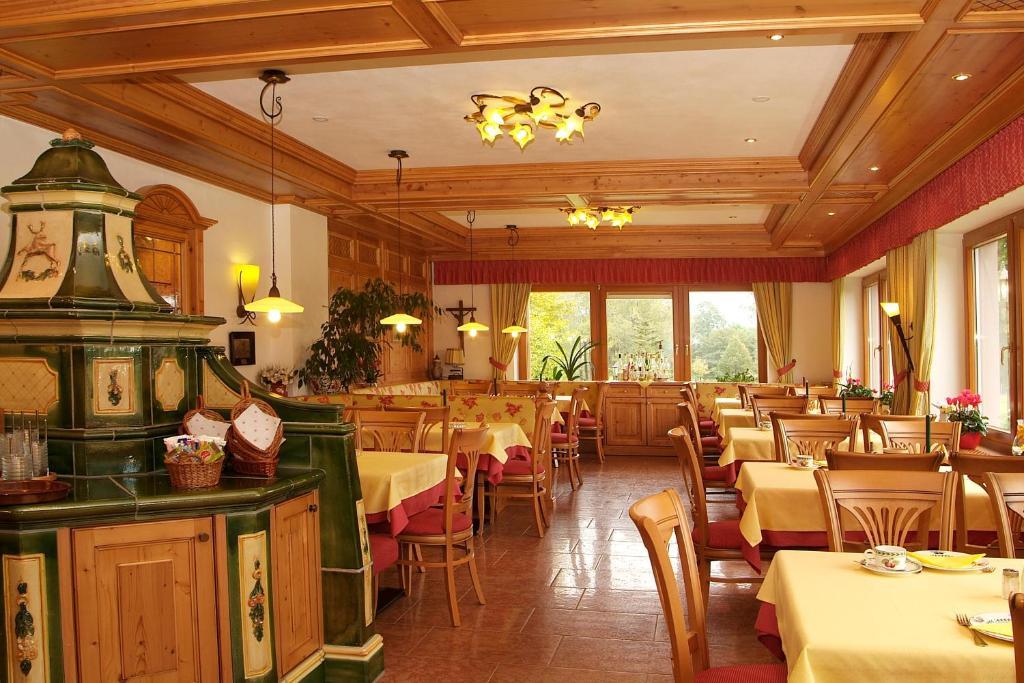 Hotel Gasthof Jaegerhaus Sankt Peter Exterior foto